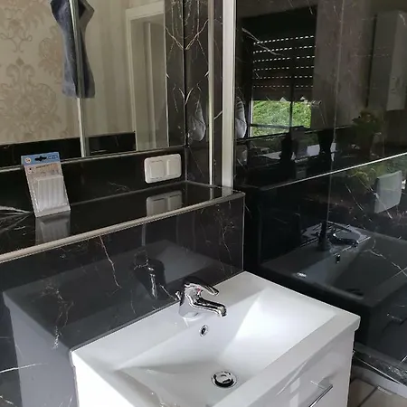 Eifeler Romatiksuite * Euskirchen